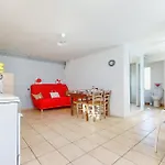 1 Bedroom Pet Friendly Home In Montmorillon Montmorillon
