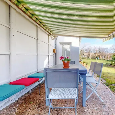 Holiday home 1 Bedroom Pet Friendly Home In Montmorillon Montmorillon