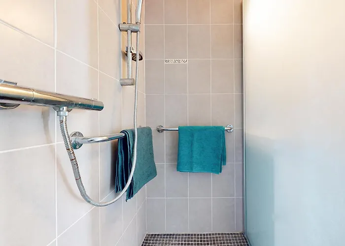 Cozy In With Wi-fi *